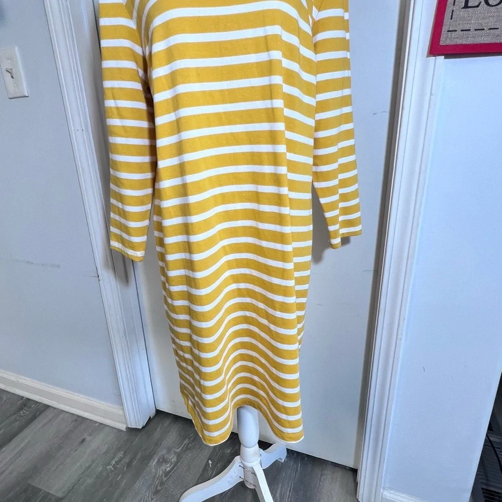 Old Navy Mustard and White Striped Top - Picture 4 of 8